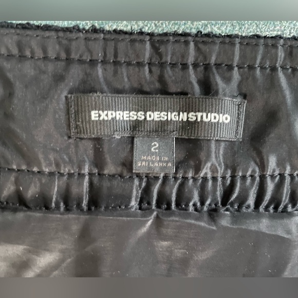 Express Design Studio Shimming Black Wrap Big Button Mini Skirt Size 2 - Picture 5 of 9